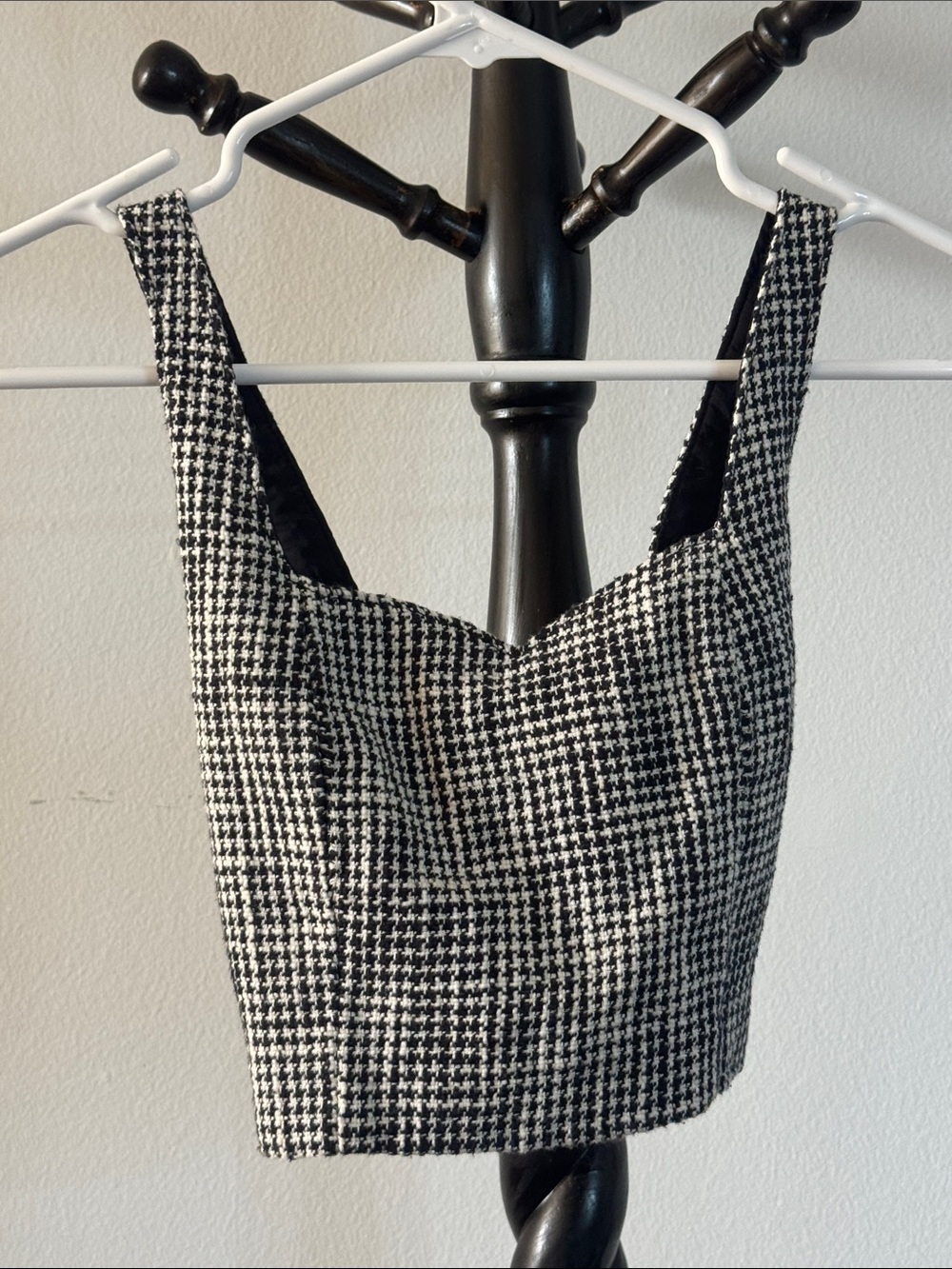 Abercrombie & Fitch Black and White Houndstooth Crop Top 2.L4